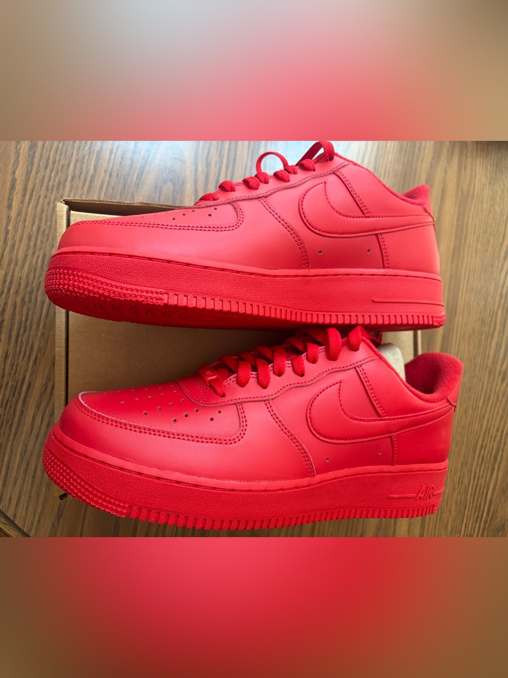 Nike Men's Air Force 1 Triple Red University Red Sneakers Size 11 New - Picture 3 of 7